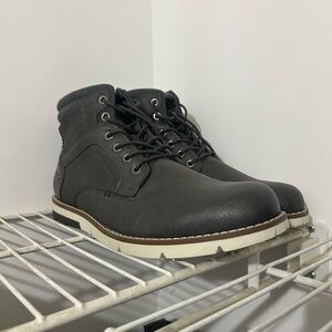 Kohl's Black and White Men's Formal Boots Size 13